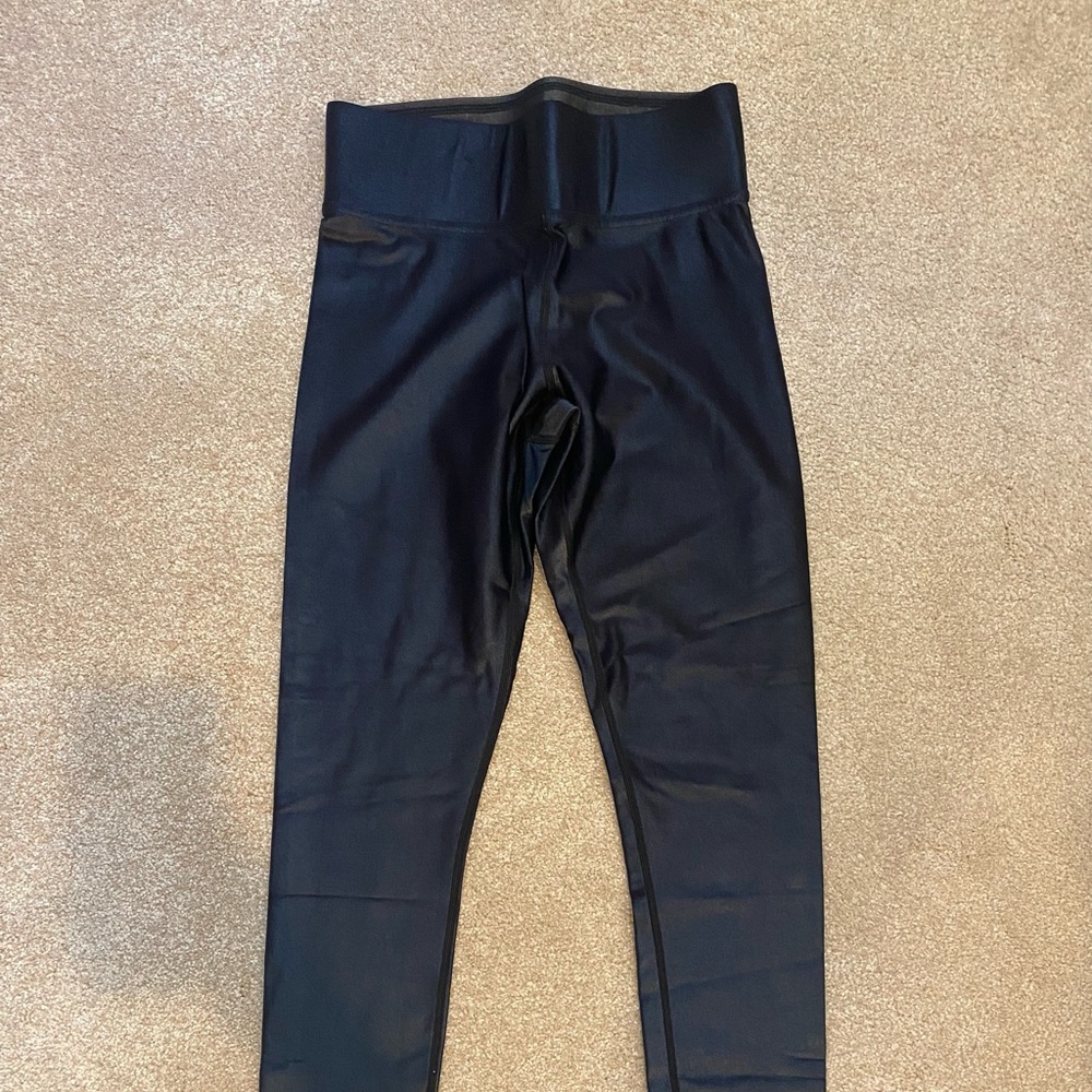Carbon 38 black metallic legging
